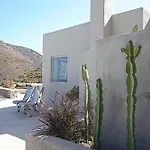 Piperi - Allparos For 4-6 *