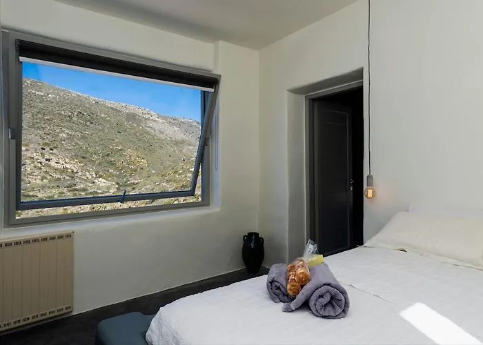 Pegasus - Allparos For 4-6 * Парос